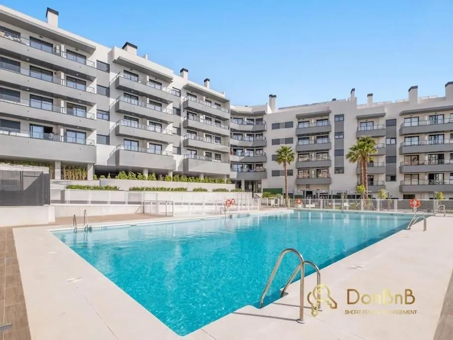 3 Bedrooms Mijas Suite Apartment With Pool フエンヒロラ